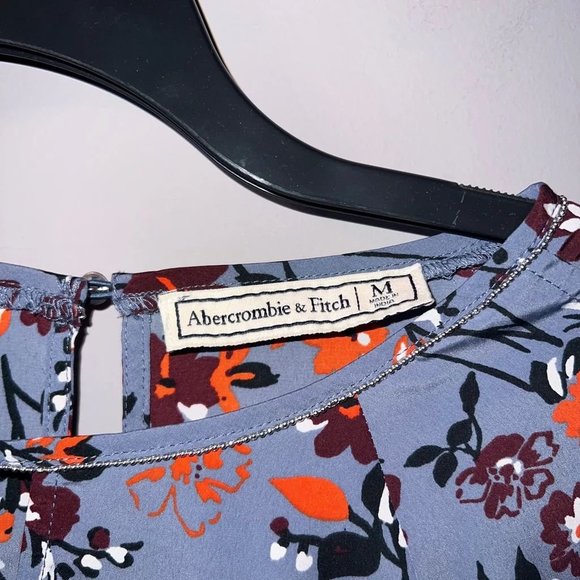 Blue grayish floral Abercrombie & Fitch long sleeve blouse medium - Picture 4 of 6